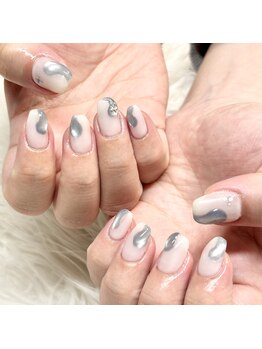 マイオティック ネイル(miotic nail)/ぷっくりマグネットデザイン