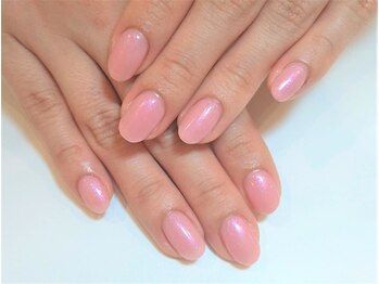 プリンセスアッシュ 阪急三番街店(Princess Ash)の写真/マニキュアより長持ち◎シェラックネイルが軽い付け心地で自爪にやさしい♪ジェルをお休みされる方にも★