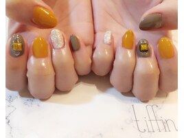 カジュアルワンポイントネイル