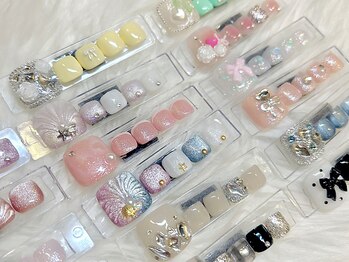 チャーピーネイル(CHIRPY NAIL)の写真/フット定額¥9900♪フットバス付き☆18種類の豊富なデザインから選択可能◎カラーチェンジ・配置の変更もOK!