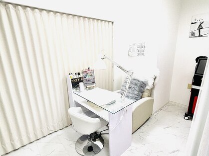 シチ ネイル(shichi nail)の写真