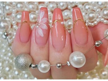 ネイルサロン アンド スクール アールジェイビー(Nailsalon&School Rjb)の写真/【口コミ高評価×リピーター多数】長さも1ミリから選べる！自由自在にコンプレックス解消の美爪へ変身！