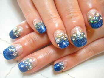 アンフィトリーテー/ベース4本+デザイン6本1980円