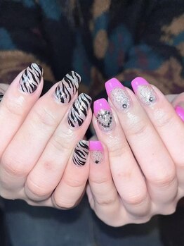 ウズ(UZU)/Y2Kネイル