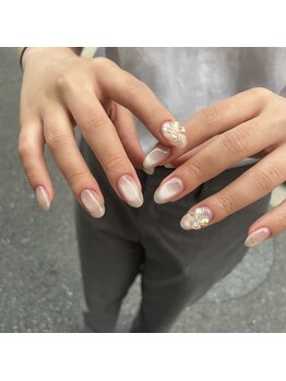 ラフィーナ(RAFFINA)/ワンカラー×ビジューネイル