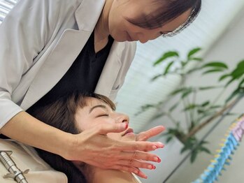 ビー バランス(Be.BALANCE)/オールハンドで整える小顔！