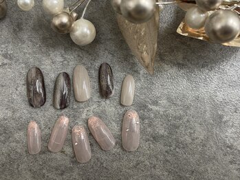 アモ(amo.)/ニュアンスネイル定額ネイル