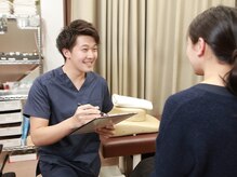 藤が丘名倉堂鍼灸接骨院の雰囲気（その方のお身体の状態を詳しく聞かせて頂きます。）