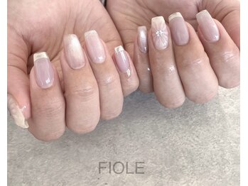 フィオル(FIOLE)/ぷっくりフラワー♪