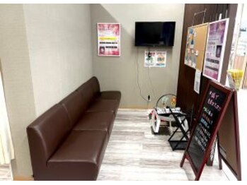 上永谷かなで整骨院/待合室