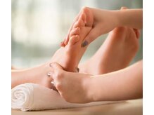多くのメニューは、身体の巡りを整えるため脚のマッサージから♪