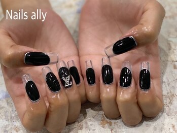 ネイルズアリー 立川店(Nails ally)/クリアフレンチ×ブランドパーツ