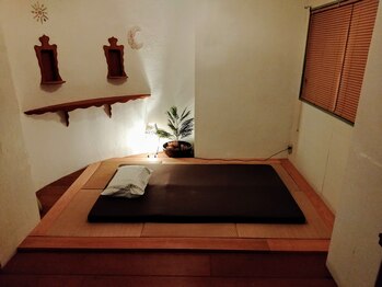 足貴族/タイ古式マッサージ