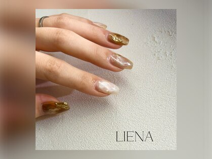リーナ(LIENA)の写真