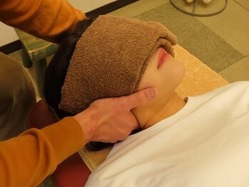 イネイト 小針/頚椎の調整