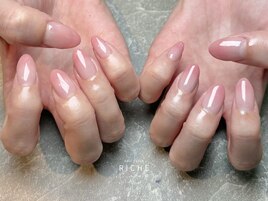 ピンクグラデーションネイル