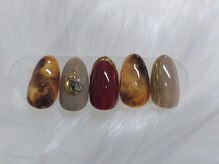 イング(+ Ing)/べっ甲ネイル