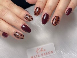 シンプルワンホンネイルデザイン