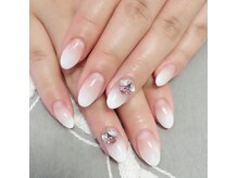 サロンドティアラ(salon de tiara)の雰囲気（シンプルなデザインや持ち込みデザインまで）