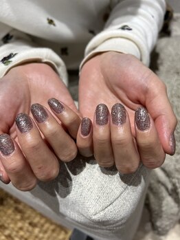 モッカネイル(mocca nail)/人気のグリッター！