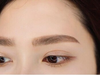 ドルチェ 大財店(Dolce)の写真/自まゆ毛を活かすふわふわ美眉仕上げ♪3Dブロウ(眉パーマ&WAX脱毛)骨格に合わせた理想の美眉スタイリング◎