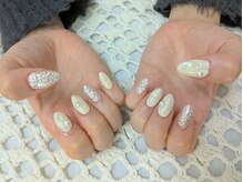 ネイルサロン K/キラキラ春ネイル