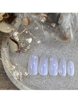 natural ホワイトオーロラネイル