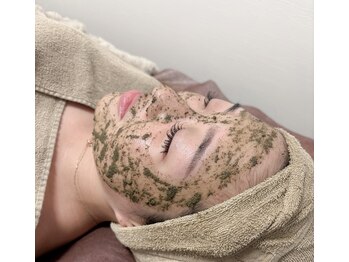 アールビューティーサロン(R Beauty Salon)の写真/お悩み別で選べるREVIハーブピーリング