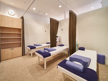 アイキュア鍼灸接骨院 みのおキューズモール(iCure鍼灸接骨院)/店内