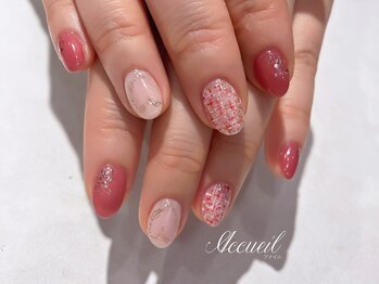 アクイユ 銀座店(ACCUEIL)/赤ツイード×ハート