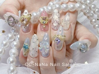 シーシーナナ ネイルサロン(CC NaNa Nail Salon)の写真/流行の最新八ーツを海外から直輸入★カラ-350色・パ-ツ200種類以上ご用意♪指先をいつもよりかわいく彩る！