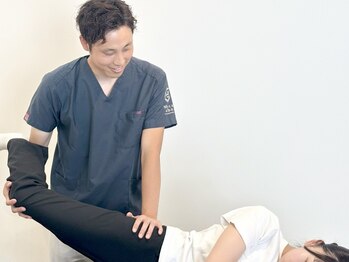 岐阜各務原整体院の写真/【歪みを整えてスッキリ美姿勢☆】 正しい姿勢に導くことで血流が促進され、むくみや疲れも解消♪