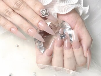 リンネイル(Rin nail)の写真/《美少女ロングnail》爪割れ・亀裂の少ない長さ出しで丁寧にフォルム形成&モチも抜群!フィルインオフ対応♪