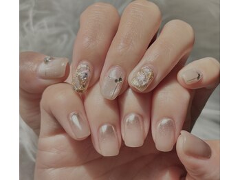 デュアスアール チャンドラ(DuasR chandra)/アシンメトリーネイル