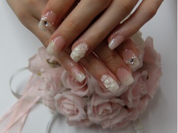 ネイルサロンミキ 横浜(MIKI)/結婚式ネイル人気手描き3D花薔薇