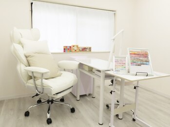 オテテ キラリ(otete kirari)の写真/【荏原町5分】大人女性の幅広い年齢層に対応♪丁寧な美フォルム形成で上品な指先に…♪モチにも自信あり◎