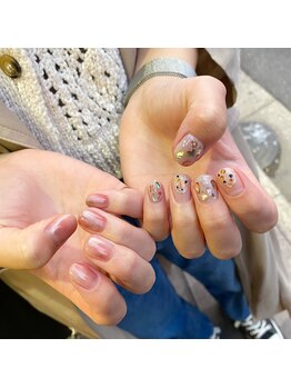ネイルアルケー(Nail ARCHE)/アシメニュアンスネイル