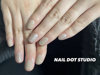 ネイルドットスタジオ 堺筋本町(NAIL DOT STUDIO)/ワンカラー