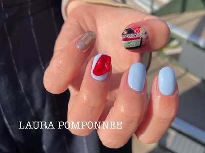 ローラポンポニー(Laura pomponnee)の写真