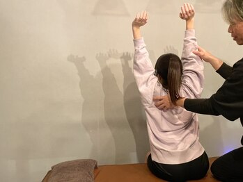 ヒールズ(HEALS)の写真/洗練された技術と極上の施術!頑固な足の疲れやむくみを改善する、足湯付きのフットケアメニューもあり♪