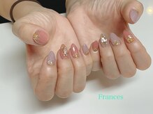 フランセス(Frances)/スタッズネイル