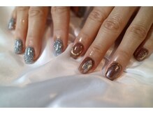 ネイルサロン R/スタイリングコース　8030円