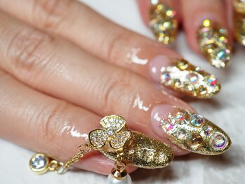 バズネイル(VAZ NAIL)/