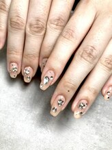 ラキネイル(LAKI Nail)/キラキラストーンアート