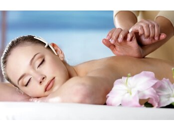 カリン ベル(KARIN BEL)/気になる二の腕も徹底アプローチ