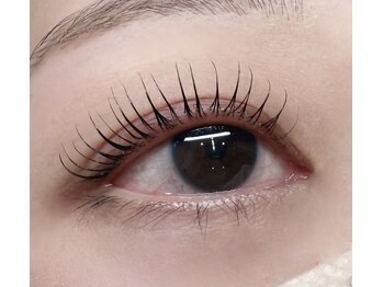 アトリエバンビ(atelier Bambi)/まつげパーマ・ラッシュリフト＊