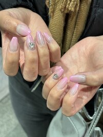 mirror nail