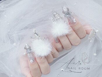 オウラネイルルーム(Aura nail room)/長さだしの持ち込みデザイン