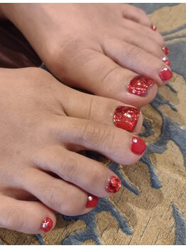 ネイルサロン リスタ(Rista)/赤　ラメホロ　結晶