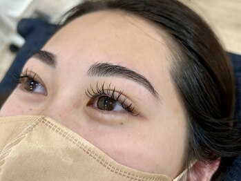 グランド ビューティー ビーズ 半田店(Grand Beauty B's)/束感マツエク